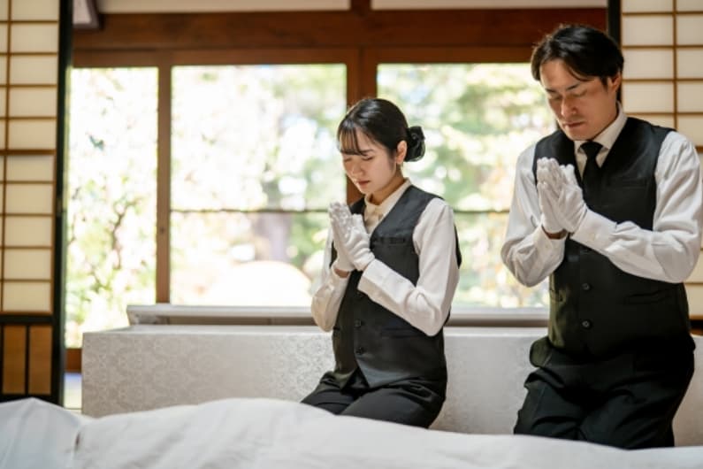 湯灌にかかる費用は？相場や内訳、選び方のポイントを解説