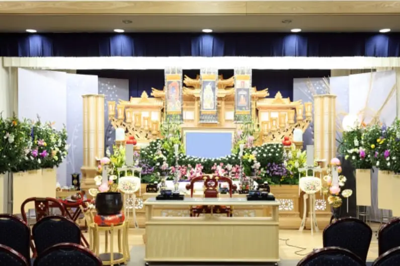 インターネット葬儀とは？主な形式と進め方、検討時に確認したいポイントを解説